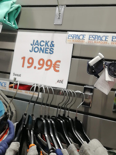 Magasin de vêtements Espace des Marques LA TRANCHE SUR MER La Tranche-sur-Mer