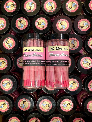 Tobacco Shop «Smoke Shop Guys», reviews and photos, 4843 Dempster St, Skokie, IL 60077, USA