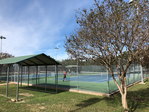 Places to teach paddle tennis in Austin
