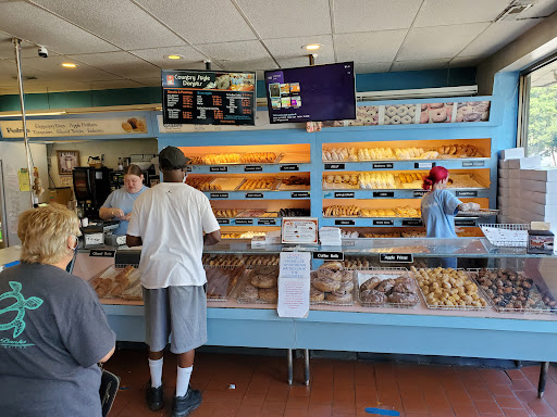 Donut Shop «Country Style Donuts», reviews and photos, 4300 Williamsburg Rd, Richmond, VA 23231, USA