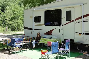 Wally World Riverside RV Resort & Camping image