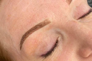 Marie Sivyer - Brow Specialist image