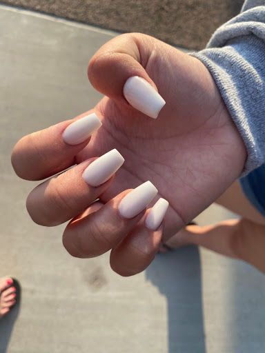 Nail Salon «The White Spa Nails», reviews and photos, 1823 S Greenfield Rd #103, Mesa, AZ 85206, USA