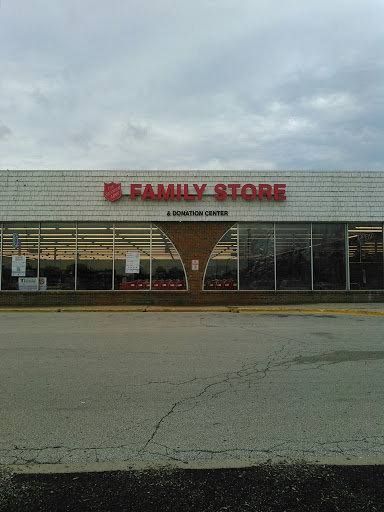 Thrift Store «The Salvation Army Family Store & Donation Center», reviews and photos, 6715 Dempster St, Morton Grove, IL 60053, USA