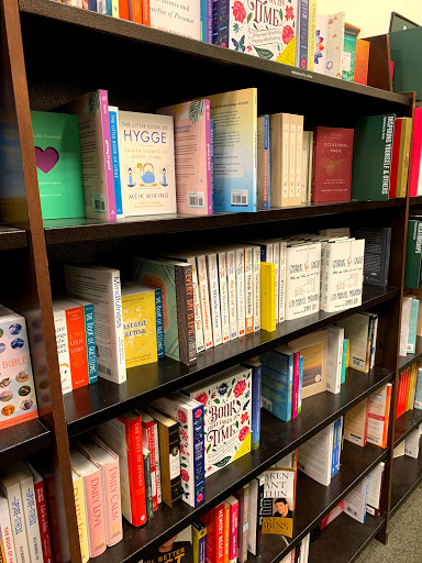 Book Store «Barnes & Noble», reviews and photos, 6050 El Cerrito Plaza, El Cerrito, CA 94530, USA