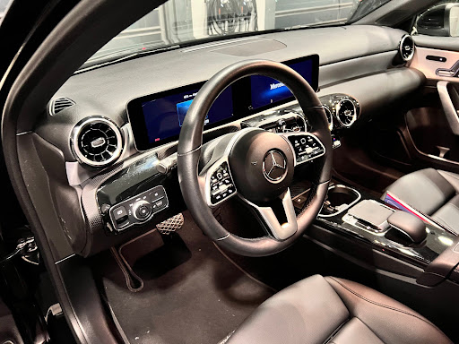 Mercedes Benz Dealer «Mercedes-Benz of Westmont», reviews and photos, 200 E Ogden Ave, Westmont, IL 60559, USA