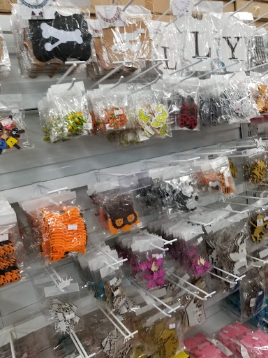 Craft Store «United Craft, Inc.», reviews and photos, 611 E 7th St, Los Angeles, CA 90021, USA