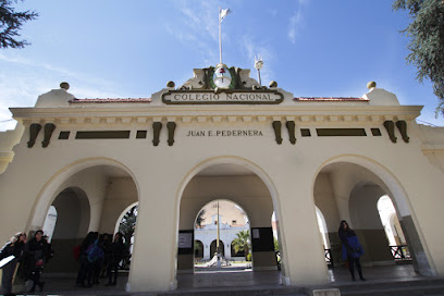 Colegio Nacional Juan E.Pedernera