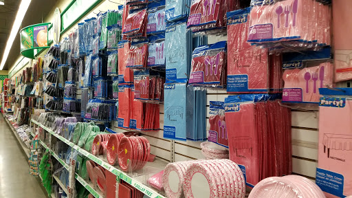 Dollar Store «Dollar Tree», reviews and photos, 25000 Blue Ravine Rd, Folsom, CA 95630, USA