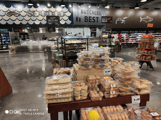 Grocery Store «Rouses Market», reviews and photos, 1345 E Pass Rd, Gulfport, MS 39507, USA