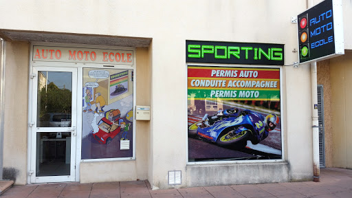 Sporting Auto Moto Ecole à luynes, Bouches-du-Rhône