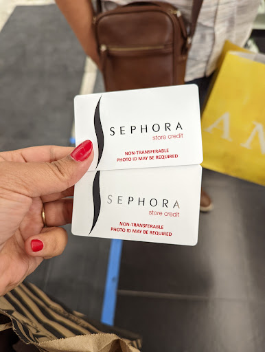 Cosmetics Store «SEPHORA», reviews and photos, 75 Middlesex Turnpike #1061, Burlington, MA 01803, USA