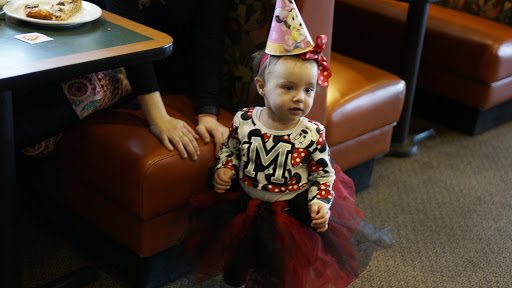 Italian Restaurant «Round Table Pizza - South Tacoma», reviews and photos, 7921 S Hosmer St, Tacoma, WA 98408, USA