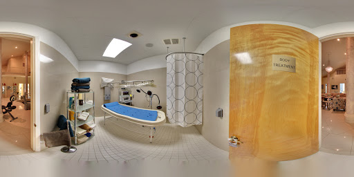 Beauty Salon «La Mirage Salon», reviews and photos, 3730 Tampa Rd, Palm Harbor, FL 34684, USA