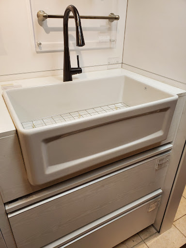 Plumbing Supply Store «Ferguson», reviews and photos, 200 S Chestnut St, Lansdale, PA 19446, USA