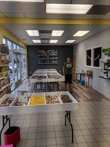 Toy Store «Bricks & Minifigs Salem-Keizer», reviews and photos, 3670 River Rd N, Keizer, OR 97303, USA