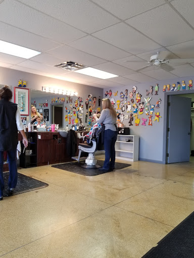 Barber Shop «Main Street Barber Shop», reviews and photos, 1510 E Main St, Richmond, IN 47374, USA