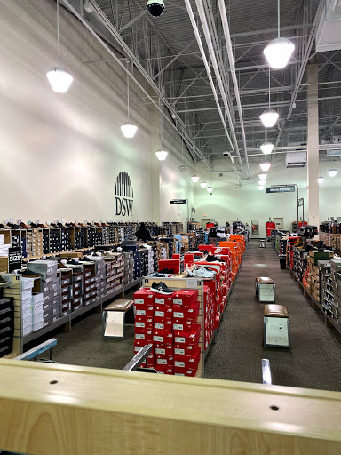 DSW Designer Shoe Warehouse image 8