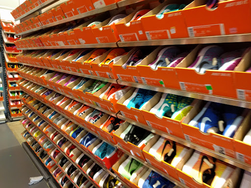 Clothing Store «Nike Clearance Store», reviews and photos, 1111 League Line Rd #193, Conroe, TX 77303, USA