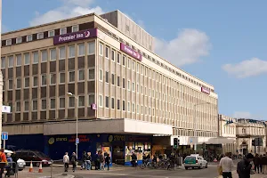 Premier Inn Brighton City Centre (North Street) hotel image