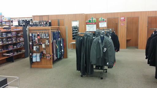Clothing Store «Burlington Coat Factory», reviews and photos, 8225 E Kellogg Dr, Wichita, KS 67207, USA
