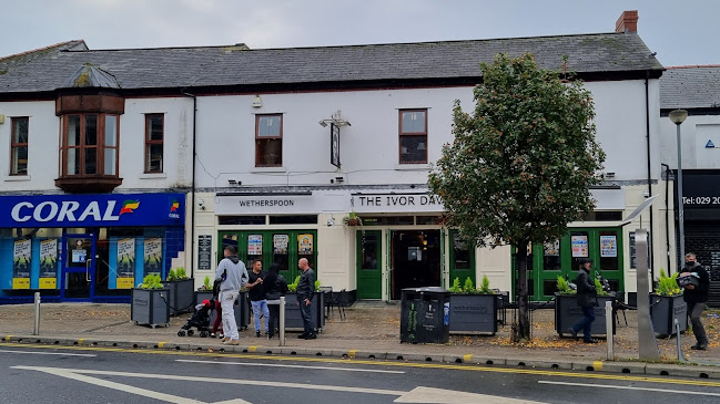 The Ivor Davies - Pub