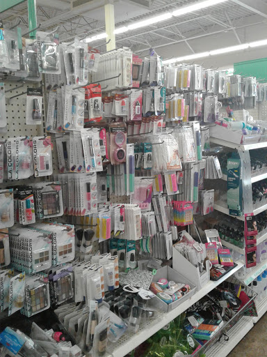 Dollar Store «Dollar Tree», reviews and photos, 147 Pavilion Pkwy, Fayetteville, GA 30214, USA