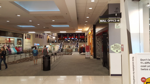 Shopping Mall «Merle Hay Mall», reviews and photos, 3800 Merle Hay Rd, Des Moines, IA 50310, USA
