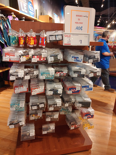 Toy Store «Disney Store», reviews and photos, 12401 Wayzata Blvd, Minnetonka, MN 55305, USA