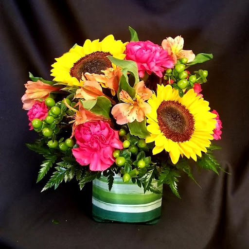 Florist «Mills & Young Florists», reviews and photos, 7122 Dixie Hwy, Louisville, KY 40258, USA