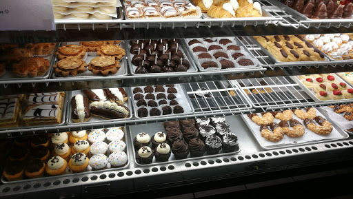 Shopping Mall «Rose Hill Shopping Center», reviews and photos, 600 Columbus Ave, Thornwood, NY 10594, USA