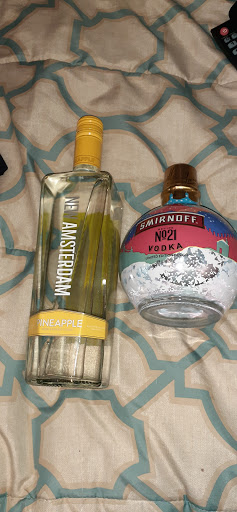 Liquor Store «Liquor Depot Express», reviews and photos, 2801 E Pioneer Pkwy #106, Arlington, TX 76010, USA