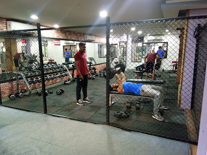 Reflexion Gym and Fitness Center - 2nd floor, Shraddha shopping mall, College Rd, above Zudio Shraddha Mall Marg - Nashik, Maharashtra, Ramdas Colony, Nashik, Maharashtra 422013, India