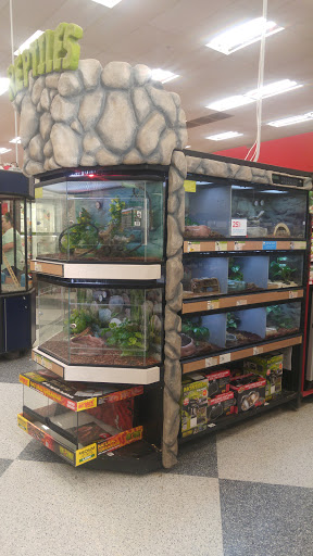 Pet Supply Store «Petco Animal Supplies», reviews and photos, 188 Kitts Ln, Newington, CT 06111, USA