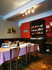 Atmosphère du Birou Martine, restaurant du Midi à Nay - n°2