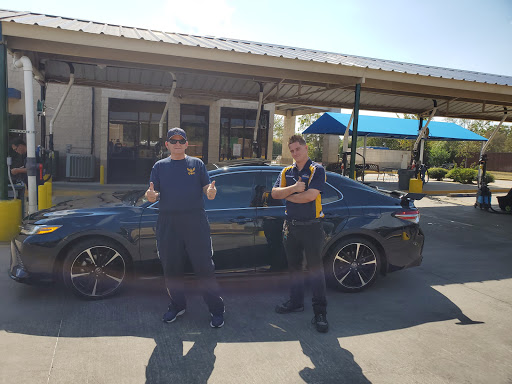 Car Wash «E-Z Shine Express Car Wash», reviews and photos, 721 N Industrial Blvd, Bedford, TX 76021, USA