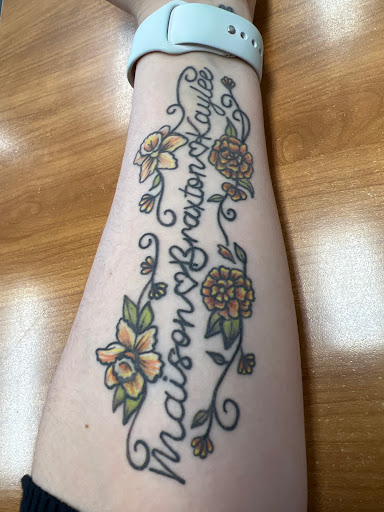 Tattoo Shop «Tattoos on Vine», reviews and photos, 17 E Vine St, Tooele, UT 84074, USA