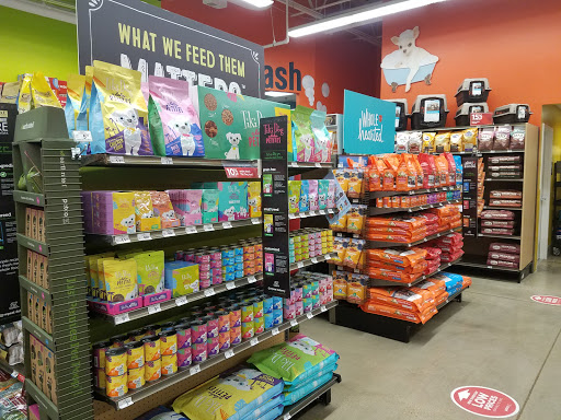 Pet Supply Store «Petco Animal Supplies», reviews and photos, 1425 W Palatine Rd, Hoffman Estates, IL 60192, USA