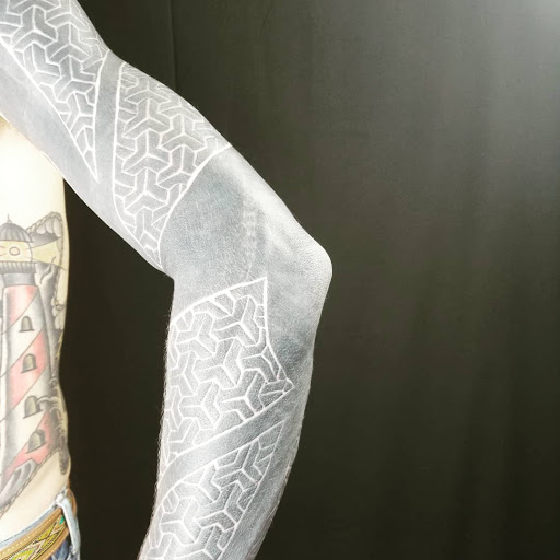 Tattoo Shop «Hopeless Ink Tattoo & Piercing», reviews and photos, 2308 Main St, Vancouver, WA 98660, USA