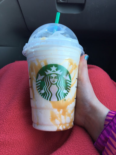 Coffee Shop «Starbucks», reviews and photos, 579 Grand Army of the Republic Hwy, Swansea, MA 02777, USA