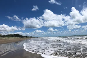 Farnborough Beach image