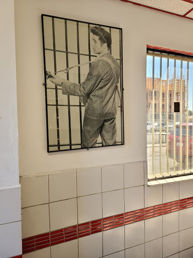 Car Wash «Klassic Car Wash & Detail Center», reviews and photos, 1801 Long Beach Blvd, Long Beach, CA 90806, USA