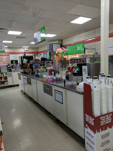 Convenience Store «7-Eleven», reviews and photos, 14 E Lawn Rd, Nazareth, PA 18064, USA