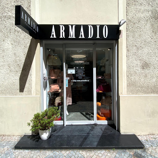 Armadio - Výkup a prodej módního oblečení