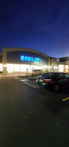 Clothing Store «Ross Dress for Less», reviews and photos, 6901 W Grand Ave, Gurnee, IL 60031, USA