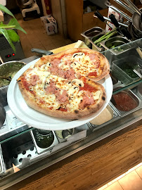 Pizza du Restaurant italien Caffé Shop à Paris - n°16