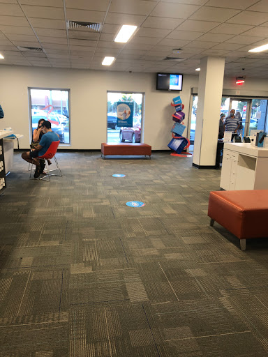 Cell Phone Store «AT&T», reviews and photos, 12599 Biscayne Blvd, North Miami, FL 33181, USA