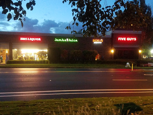 Liquor Store «Murray Scholls Liquor», reviews and photos, 14700 SW Murray Scholls Dr, Beaverton, OR 97007, USA