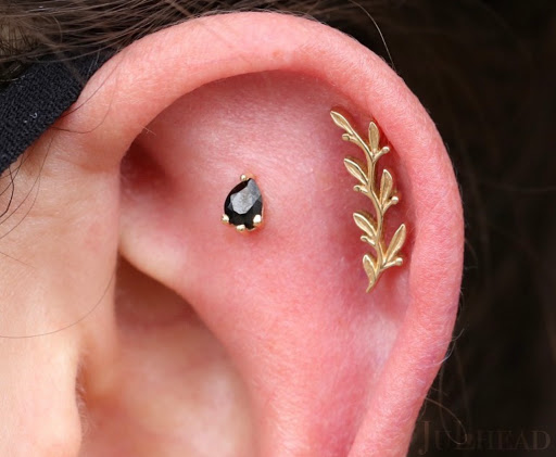 Explore cute bee tattoo ideas, creative tattoo ideas in Alhambra, available at JuL head