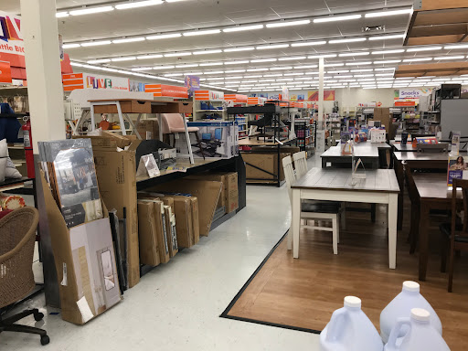 Department Store «Big Lots», reviews and photos, 5600 Mercury Dr, Dearborn, MI 48126, USA